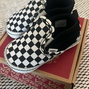 Vans Kids Black and White Checkered Slip-On Sneakers- BRAND NEW